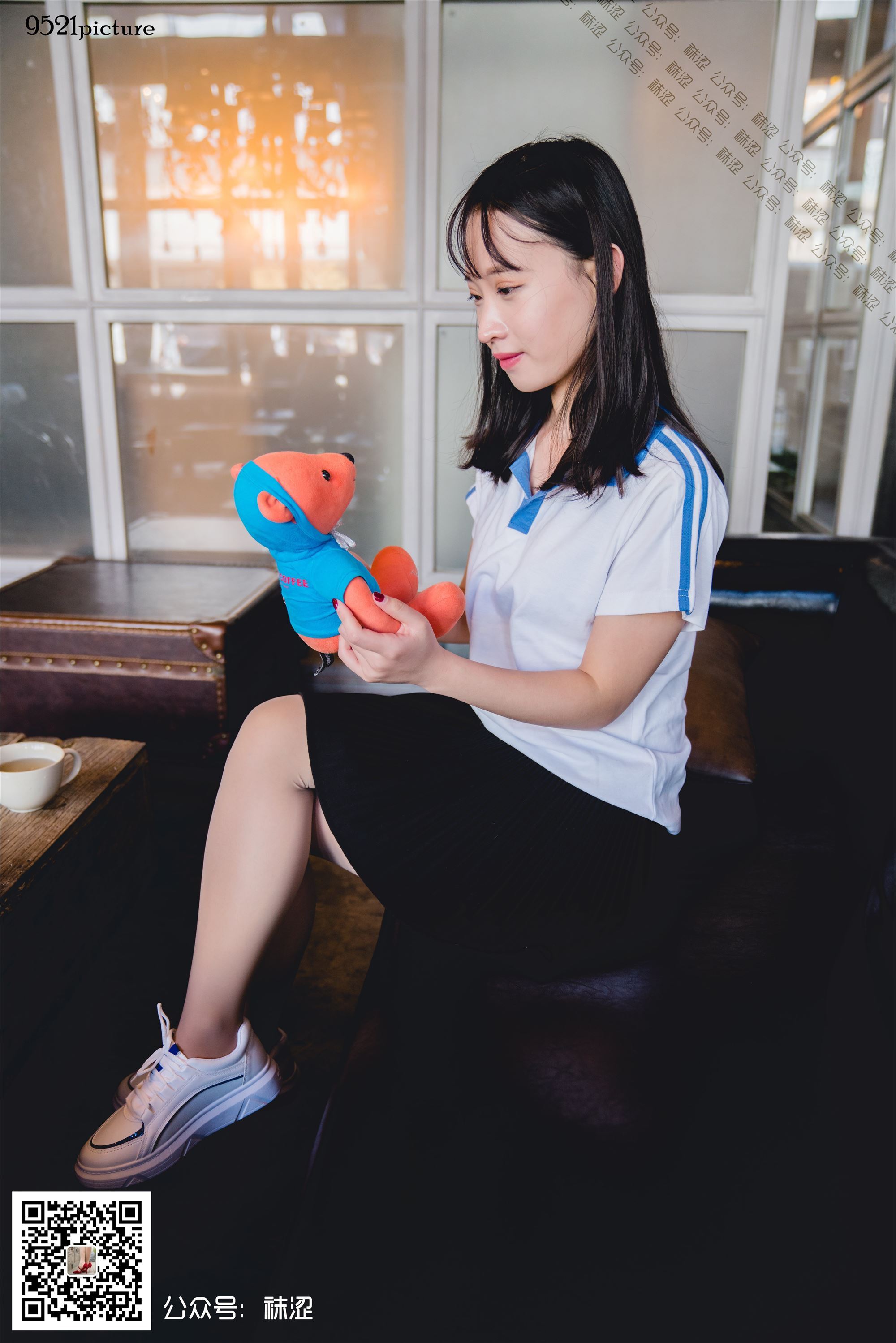 袜涩 005 Amanda学生制服